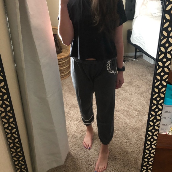 VS PINK Joggers - Picture 1 of 3
